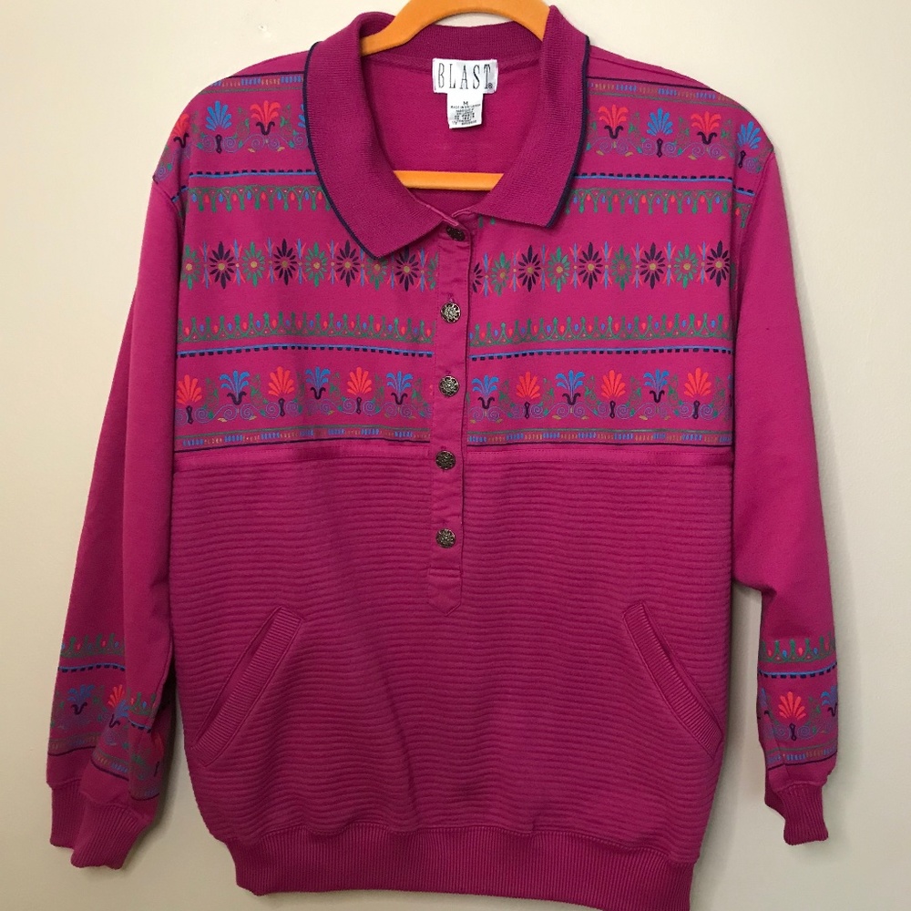 Vintage Blast Pullover Sweatshirt